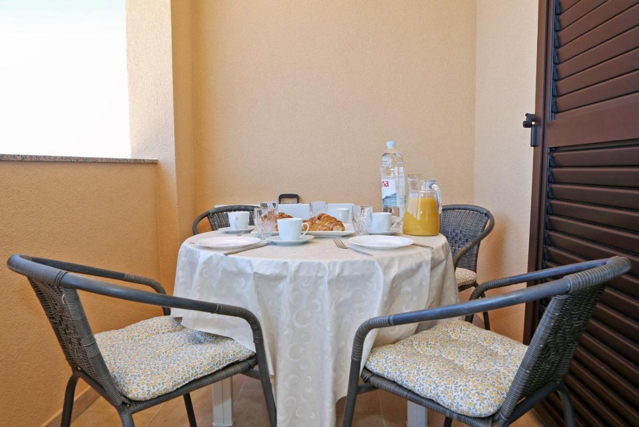 Apartmani Cili Miletici Dış mekan fotoğraf