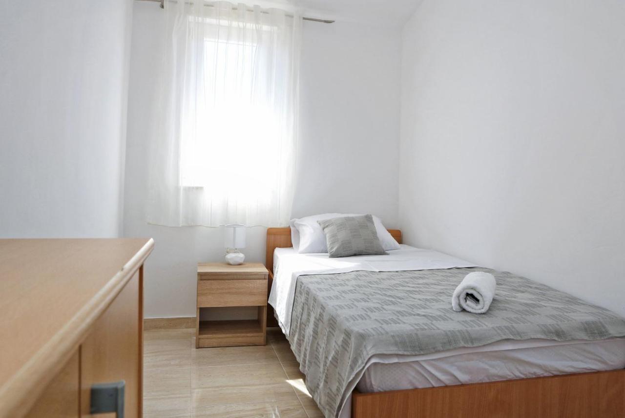 Apartmani Cili Miletici Dış mekan fotoğraf